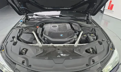 BMW 8-Series