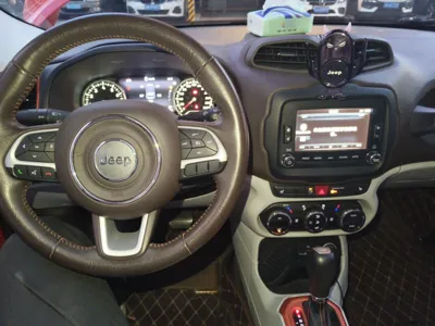 Jeep Renegade 2016, 89100 км, за 5209 USD - фото 10