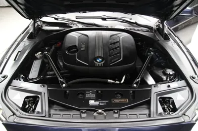 BMW 5-Series 2011, 190899 км, за 3896.7 USD - фото 7