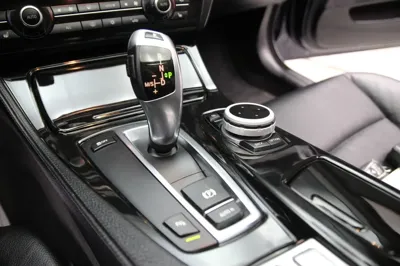 BMW 5-Series 2011, 190899 км, за 3896.7 USD - фото 9