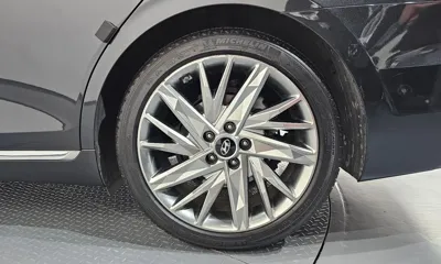 Hyundai Grandeur 2020, 121506 км, за 14410.37 USD - фото 21