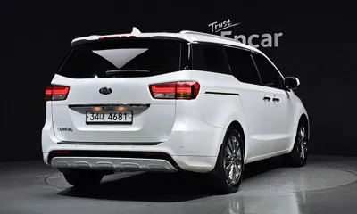 Kia Canival 2017, 84536 км, за 7880.79 USD