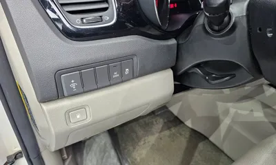 Kia Canival 2017, 84536 км, за 7880.79 USD - фото 14