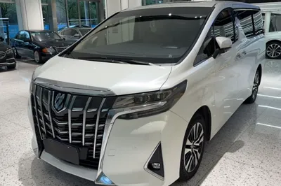 Toyota Alphard · 2018 год