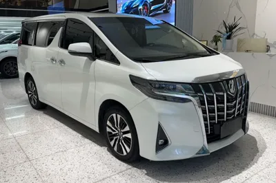 Toyota Alphard 2018, 158400 км, за 63983 USD