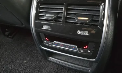BMW X5 2022, 99498 км, за 36104.64 USD - фото 31