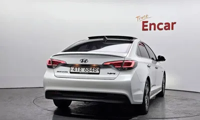 Hyundai Sonata 2015, 116468 км, за 6236.05 USD