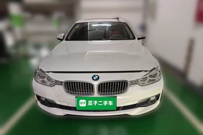 BMW 3 Series 2018, 50800 км, за 14312 USD