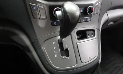 Hyundai Starex 2017, 102106 км, за 8125.85 USD - фото 9