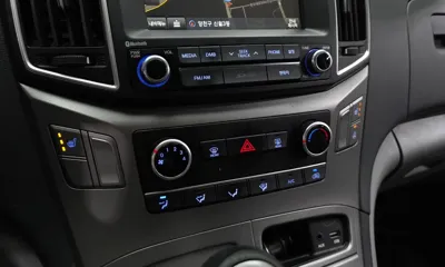 Hyundai Starex 2017, 102106 км, за 8125.85 USD - фото 18