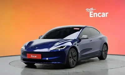 Tesla Model 3 · 2024 год