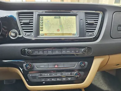 Kia Canival 2016, 140000 км, за 10174.61 USD - фото 12