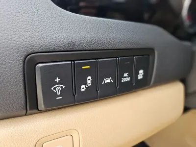 Kia Canival 2016, 140000 км, за 10174.61 USD - фото 18