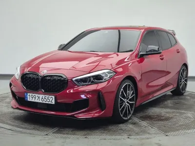 BMW 1-Series · 2022 год