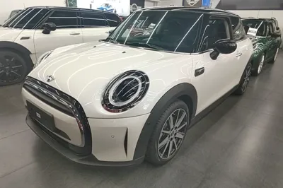 MINI MINI · 2023 год