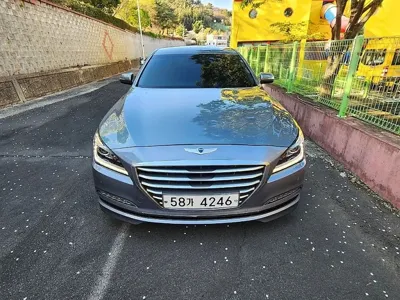 Hyundai Genesis 2015, 184616 км, за 5146.58 USD