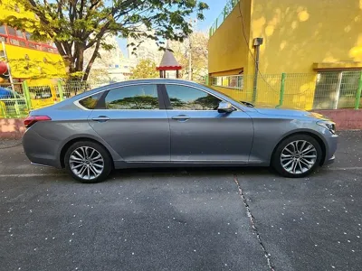 Hyundai Genesis 2015, 184616 км, за 5146.58 USD