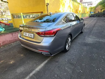 Hyundai Genesis 2015, 184616 км, за 5146.58 USD