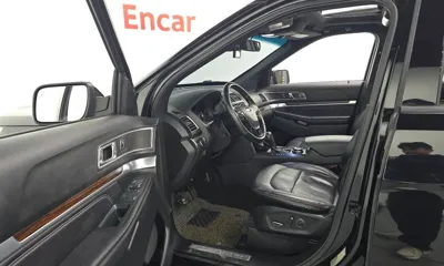 Ford Explorer 2018, 144729 км, за 8262.83 USD - фото 10