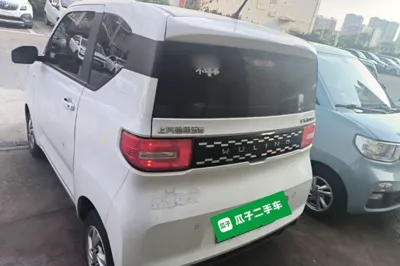 Wuling Hongguang MINIEV 2021, 29500 км, за 5201 USD