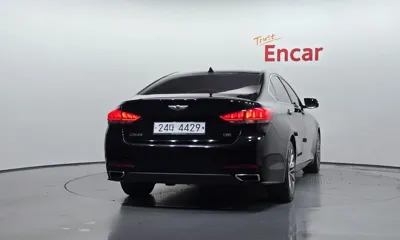Hyundai Genesis 2015, 167651 км, за 7553.86 USD