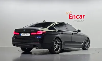 BMW 5-Series 2023, 29584 км, за 31200.72 USD