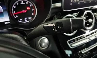 Mercedes-Benz C-Class 2018, 95086 км, за 10213.38 USD - фото 9