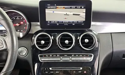 Mercedes-Benz C-Class 2018, 95086 км, за 10213.38 USD - фото 14