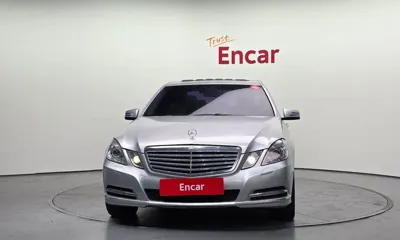Mercedes-Benz E-Class 2011, 49846 км, за 5483.98 USD