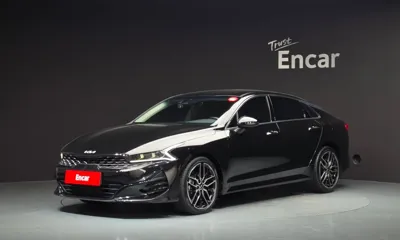 Kia K5 · 2023 год