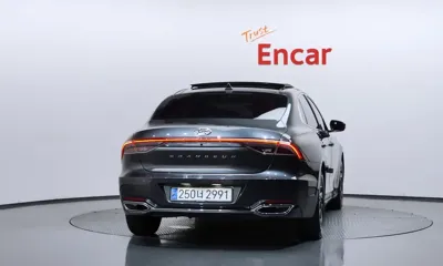 Hyundai Grandeur 2021, 156276 км, за 11044.66 USD