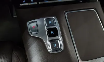 Hyundai Grandeur 2021, 156276 км, за 11044.66 USD - фото 9
