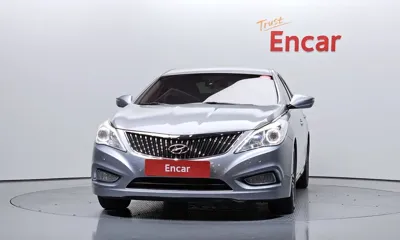 Hyundai Grandeur 2014, 268368 км, за 2595.63 USD