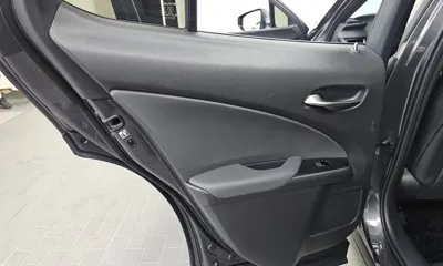 Lexus UX 2026, 3816 км, за 34127.61 USD - фото 25