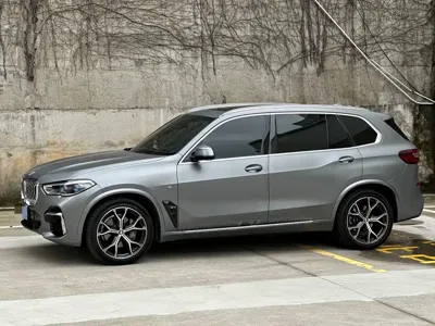 BMW X5 · 2023 год