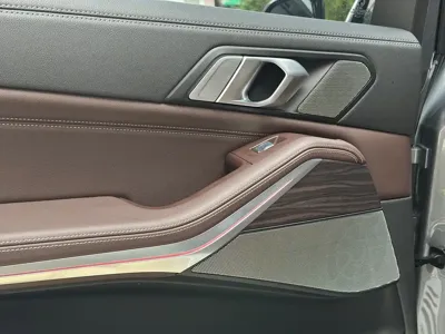 BMW X5 2023, 20000 км, за 67655.99 USD - фото 22
