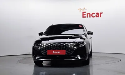Hyundai Grandeur 2022, 154026 км, за 12945.63 USD