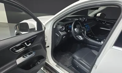 Mercedes-Benz GLC-Class 2023, 50922 км, за 39002.9 USD - фото 10
