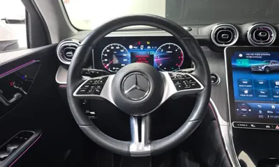 Mercedes-Benz GLC-Class 2023, 50922 км, за 39002.9 USD - фото 13