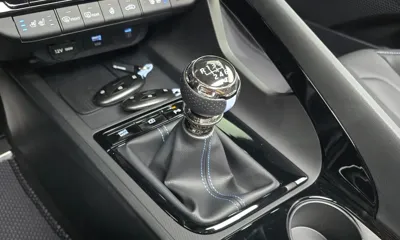 Hyundai Avante 2025, 16999 км, за 18326.32 USD - фото 9