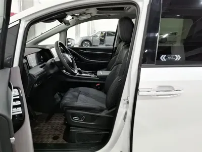 GAC Motor Trumpchi M8 2025, 6700 км, за 24037.38 USD - фото 10