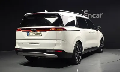 Kia Canival 2022, 60106 км, за 16588.62 USD