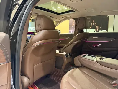 Mercedes-Benz E-Class 2019, 110000 км, за 20585.24 USD