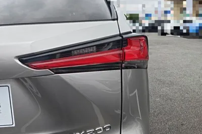 Lexus NX 2018, 125100 км, за 16740 USD - фото 9