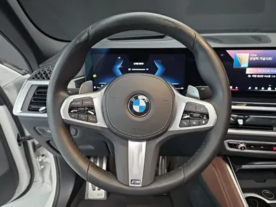 BMW X6 2024, 45036 км, за 59283.42 USD - фото 11