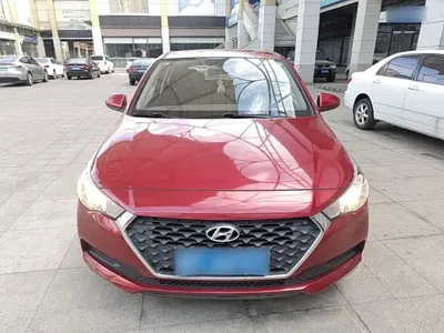 Hyundai Verna RV