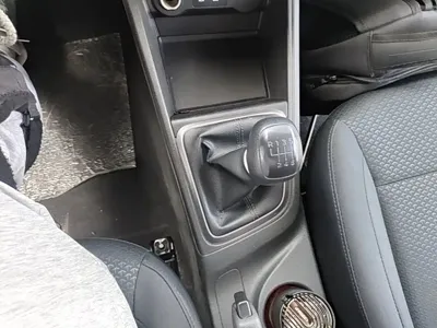 Hyundai Verna RV