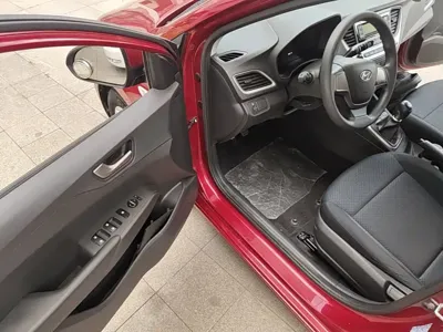 Hyundai Verna RV