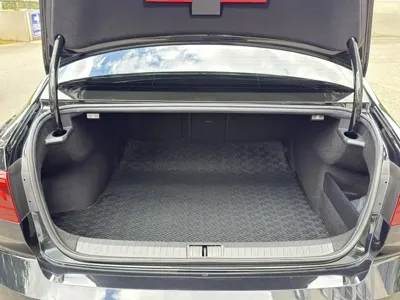Volkswagen Magotan 2025, 18300 км, за 21261.53 USD