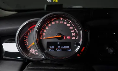 MINI Cooper 2023, 34063 км, за 16604.8 USD - фото 8